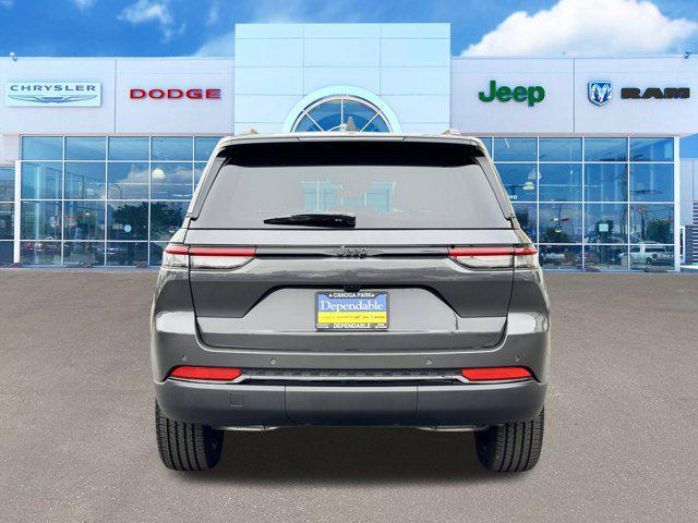 new 2025 Jeep Grand Cherokee car, priced at $39,230