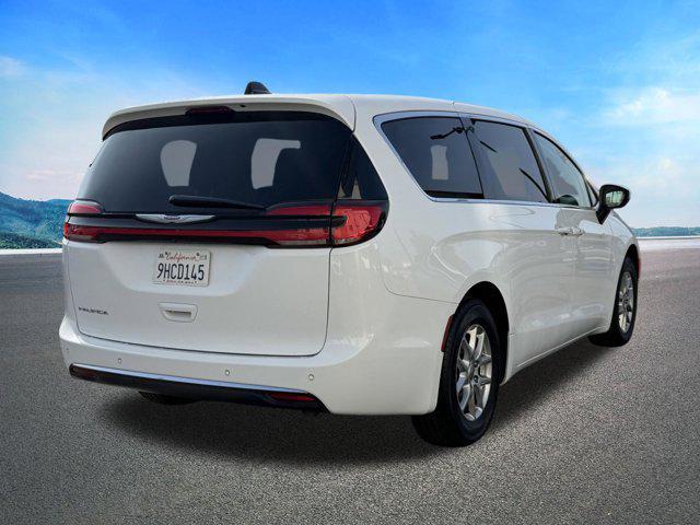 used 2023 Chrysler Pacifica car, priced at $25,888