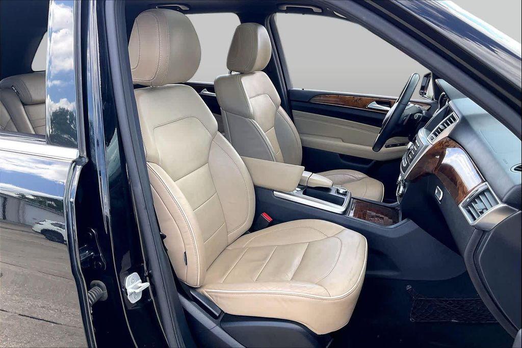 used 2014 Mercedes-Benz M-Class car