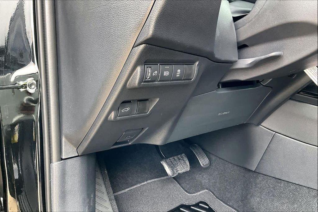 new 2026 Toyota Corolla Cross car, priced at $33,272