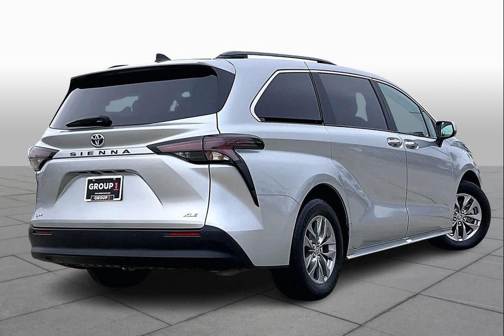 used 2025 Toyota Sienna car, priced at $41,995