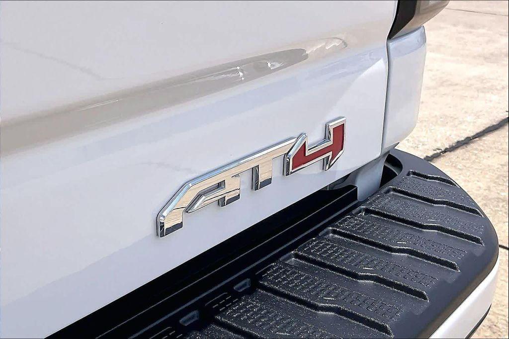 used 2025 GMC Sierra 2500 car, priced at $76,487