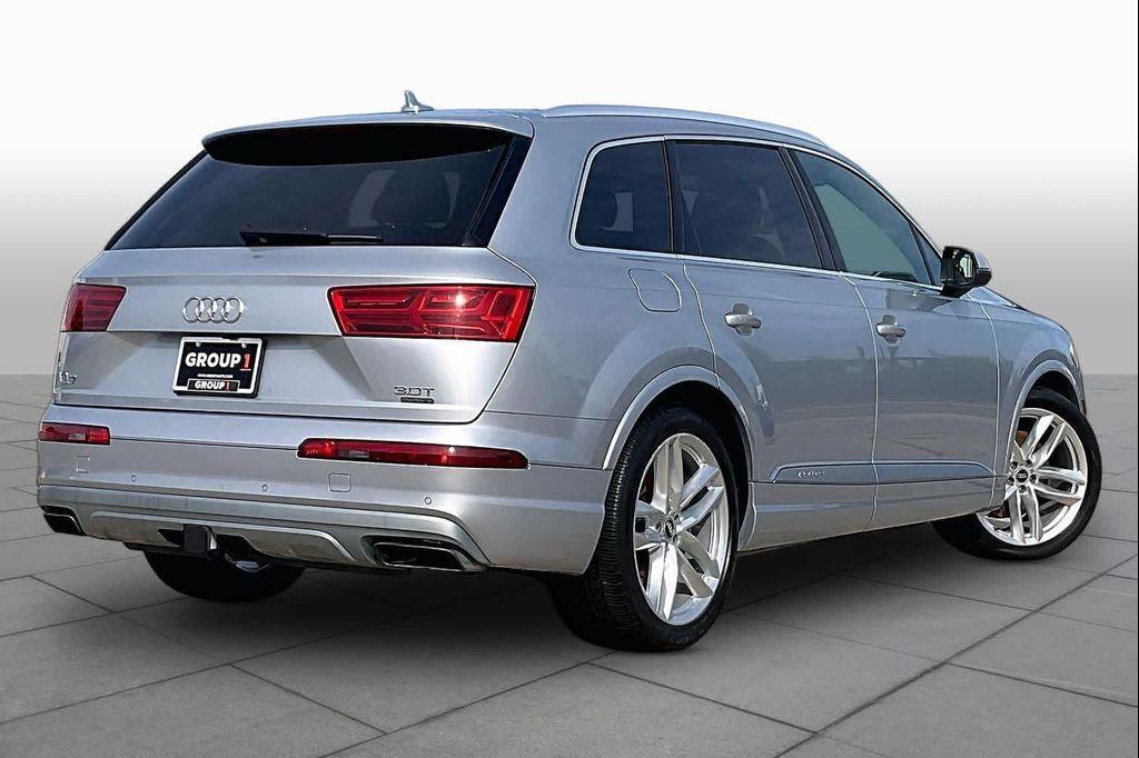 used 2017 Audi Q7 car, priced at $19,284