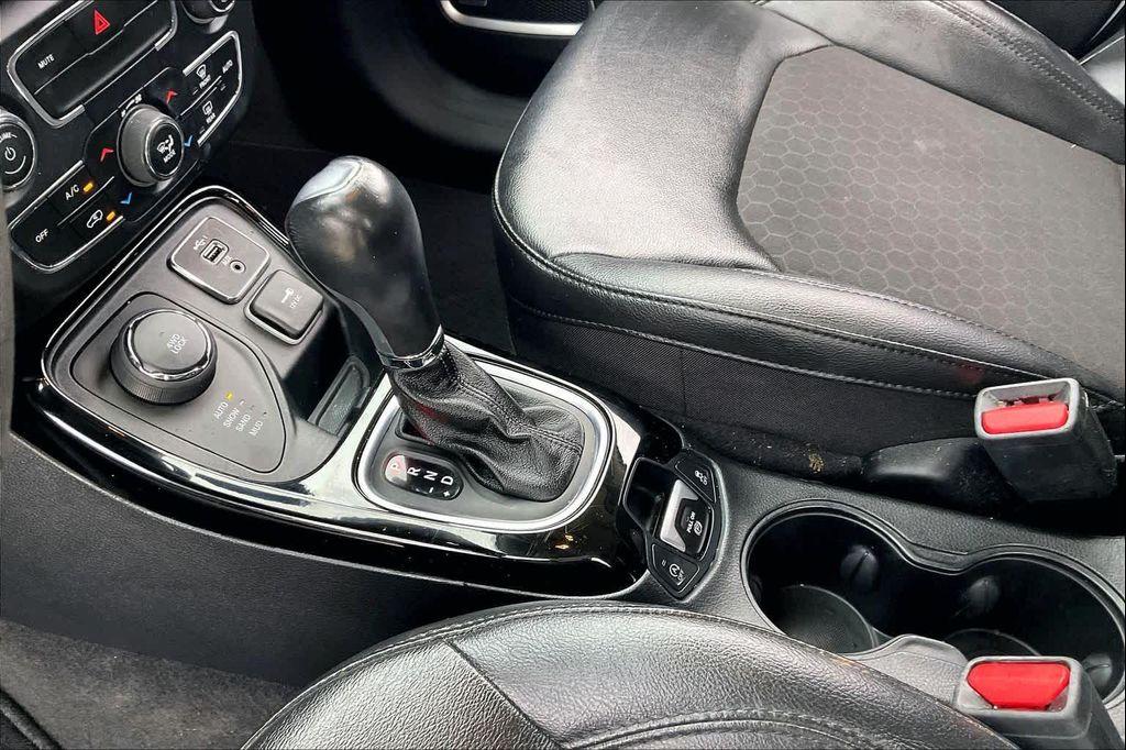 used 2021 Jeep Compass car, priced at $14,300