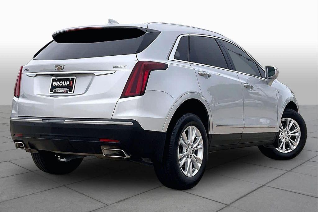used 2020 Cadillac XT5 car, priced at $19,121