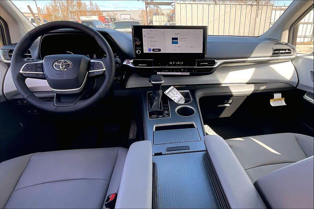 new 2026 Toyota Sienna car, priced at $48,023