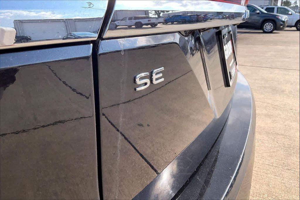 used 2024 Volkswagen Atlas car, priced at $27,000