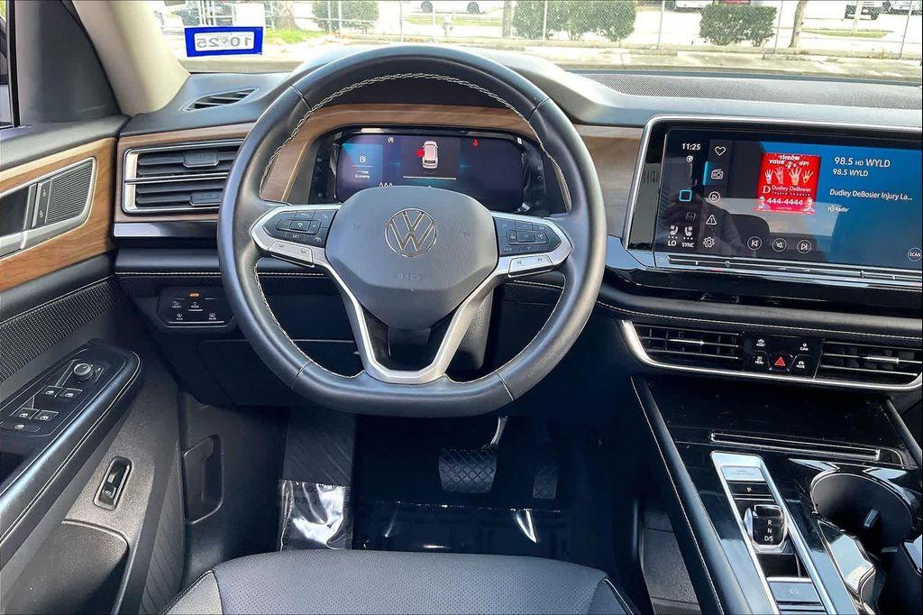 used 2024 Volkswagen Atlas car, priced at $27,000