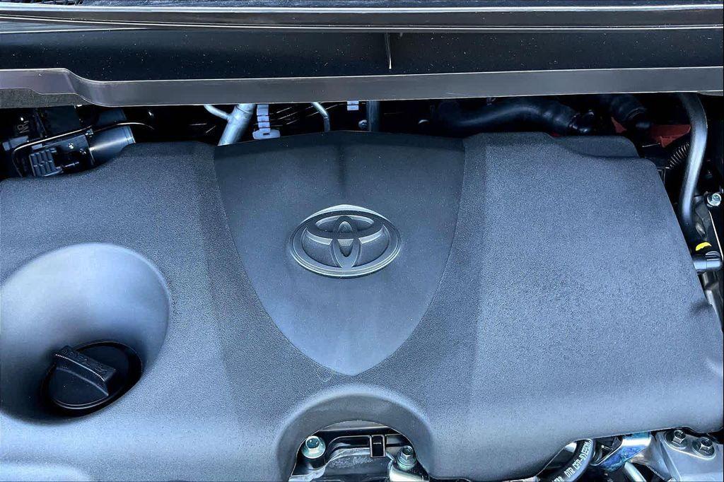 new 2025 Toyota Sienna car, priced at $46,668