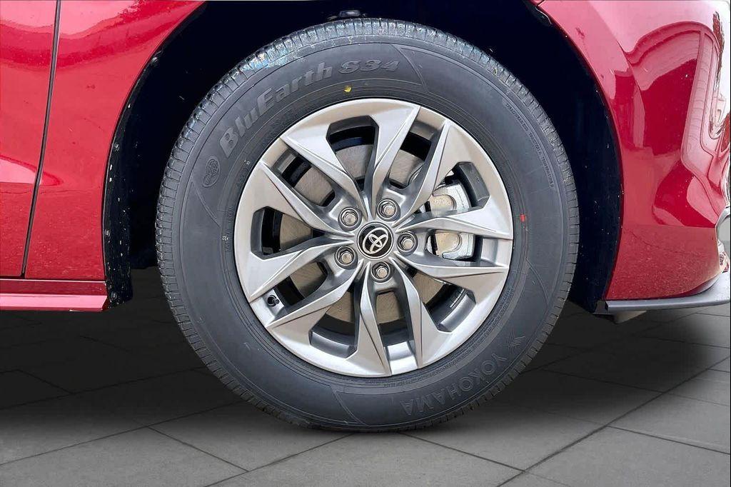 new 2026 Toyota Sienna car, priced at $48,348