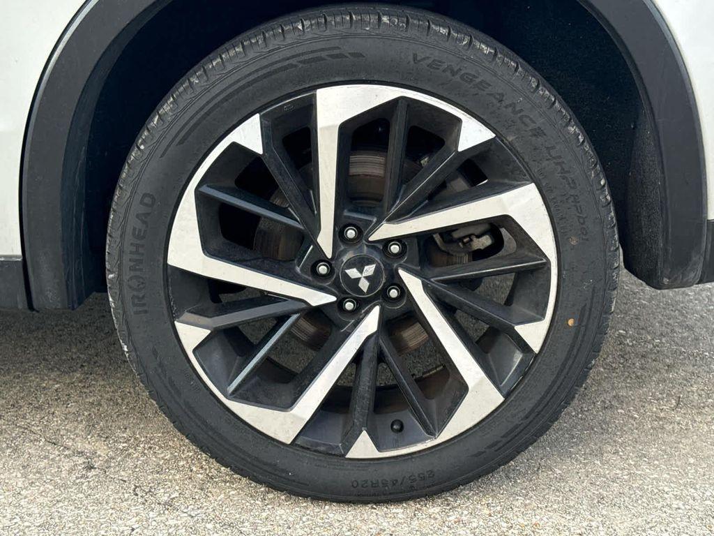 used 2024 Mitsubishi Outlander car, priced at $21,995