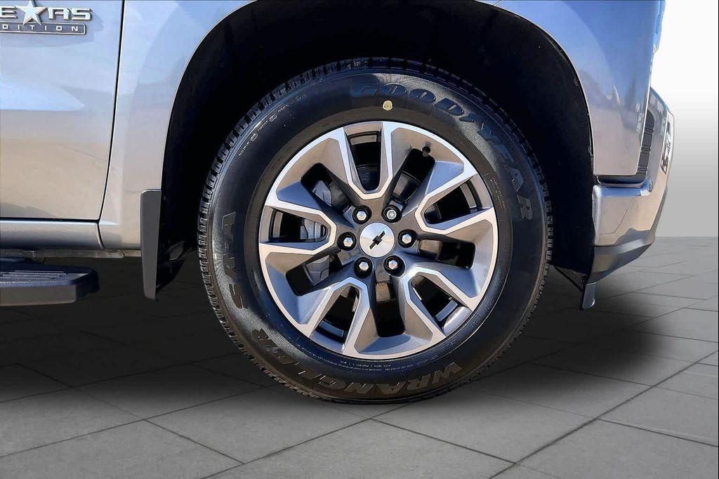 used 2021 Chevrolet Silverado 1500 car, priced at $32,367