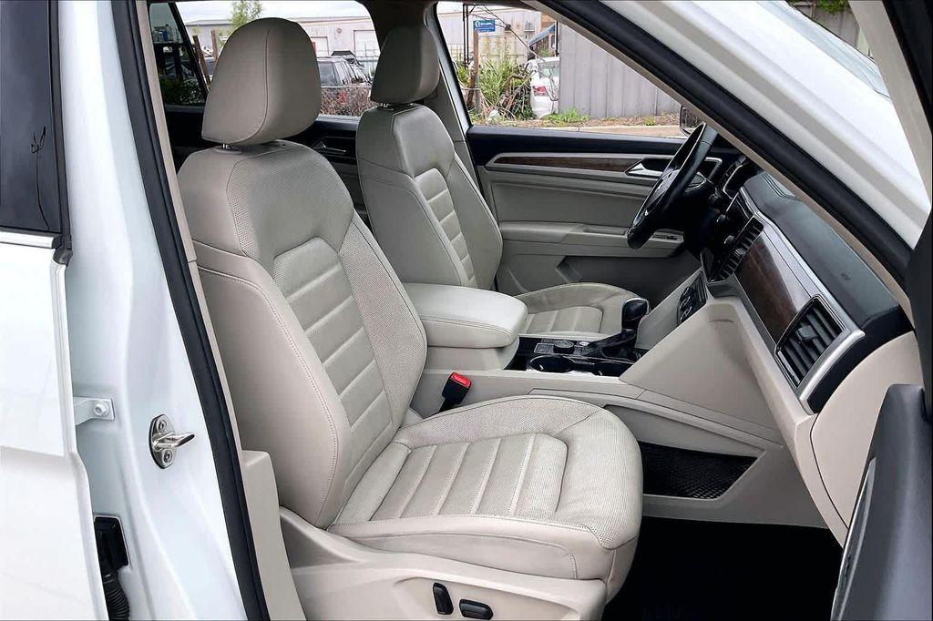 used 2019 Volkswagen Atlas car, priced at $23,827