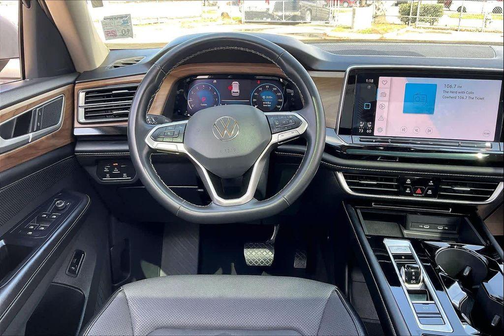 used 2024 Volkswagen Atlas car, priced at $26,995