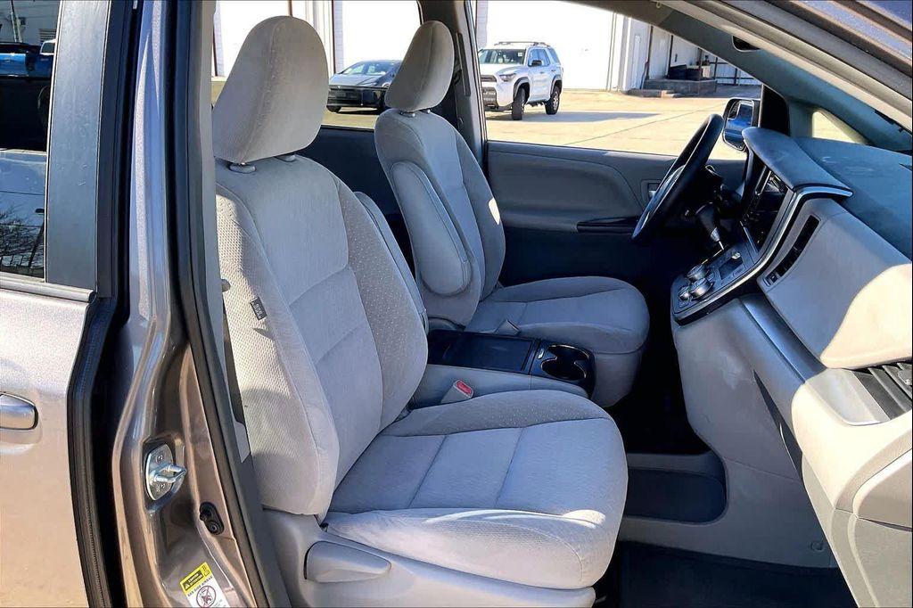 used 2017 Toyota Sienna car, priced at $6,600