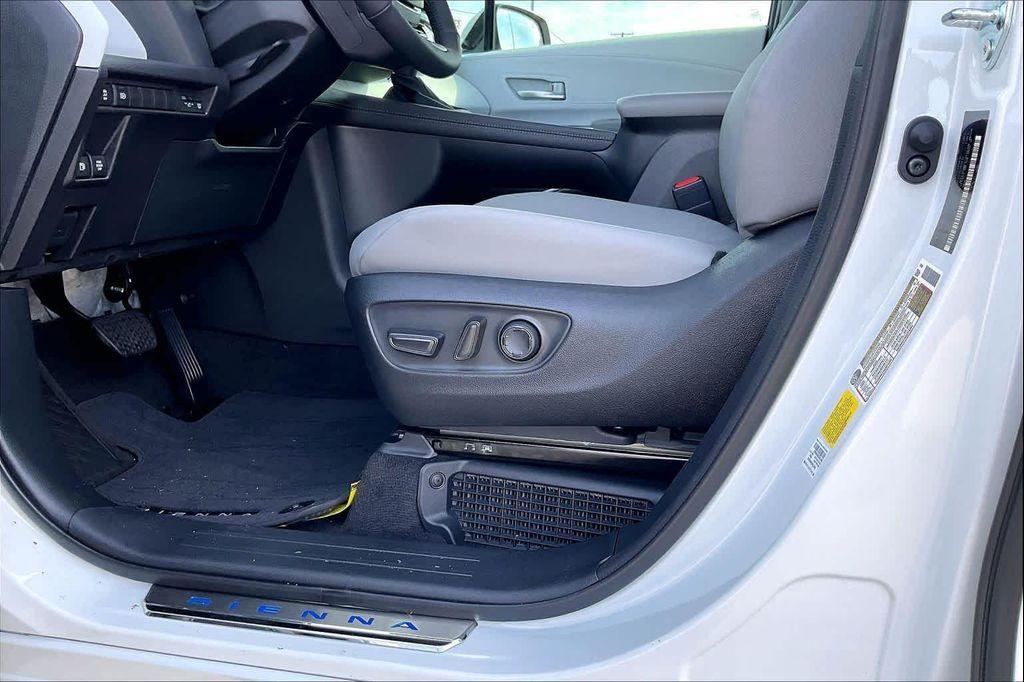 new 2026 Toyota Sienna car, priced at $48,579