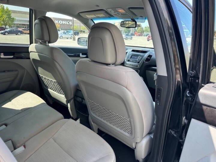 used 2015 Kia Sorento car, priced at $7,450
