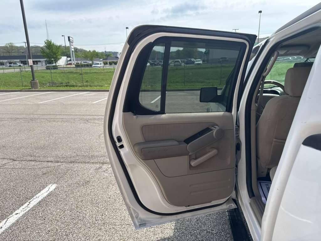 used 2007 Ford Explorer Sport Trac car, priced at $6,250