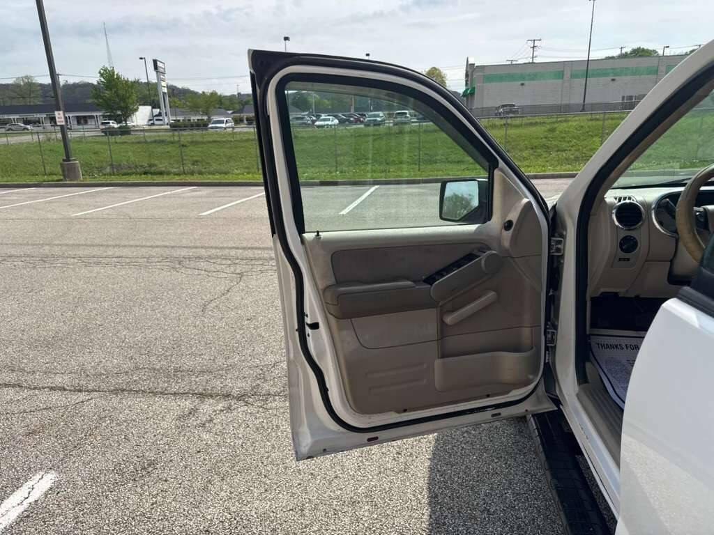 used 2007 Ford Explorer Sport Trac car, priced at $6,250
