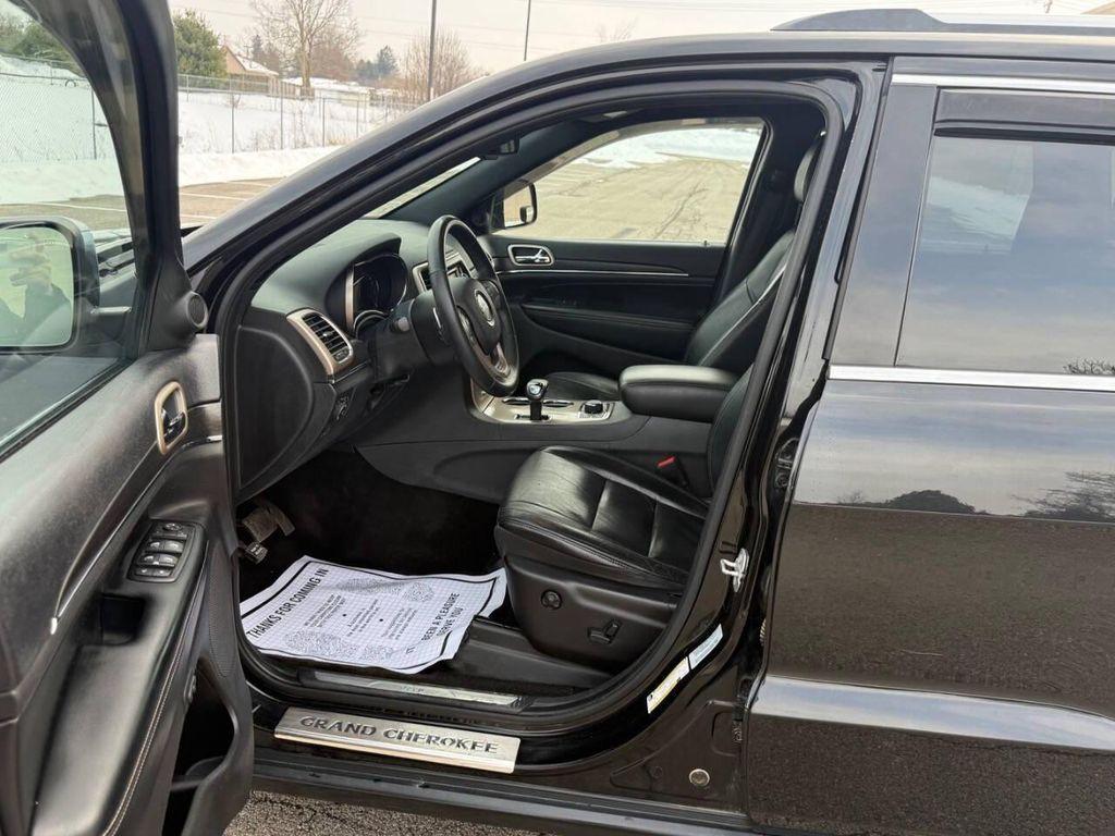used 2015 Jeep Grand Cherokee car, priced at $9,500