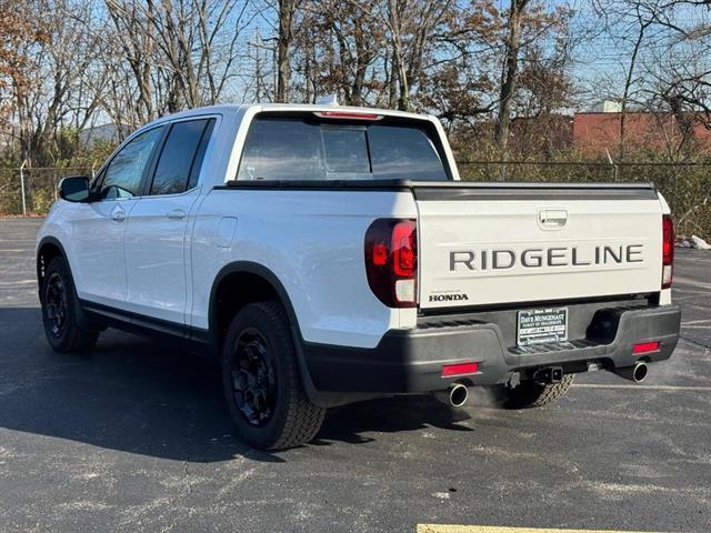used 2025 Honda Ridgeline car, priced at $38,987