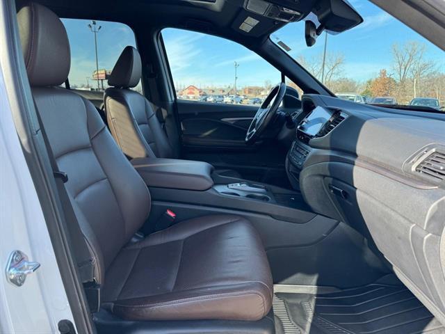 used 2025 Honda Ridgeline car, priced at $38,987