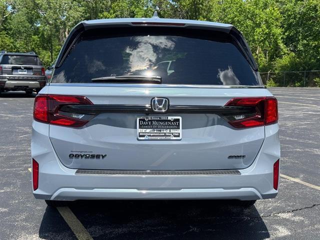 used 2026 Honda Odyssey car, priced at $45,009