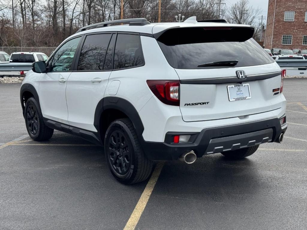 used 2022 Honda Passport car, priced at $32,999