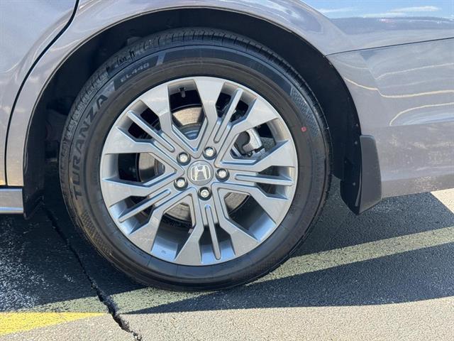 used 2026 Honda Odyssey car, priced at $46,325