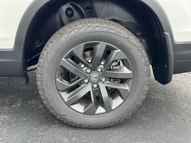 used 2025 Honda Ridgeline car, priced at $36,283