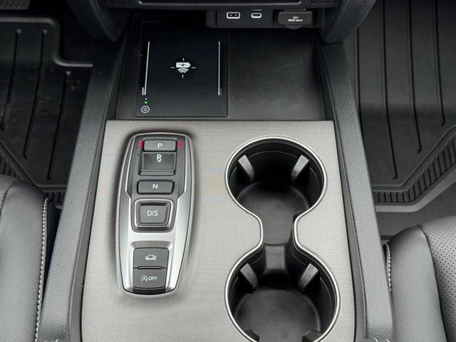 used 2025 Honda Ridgeline car, priced at $39,106