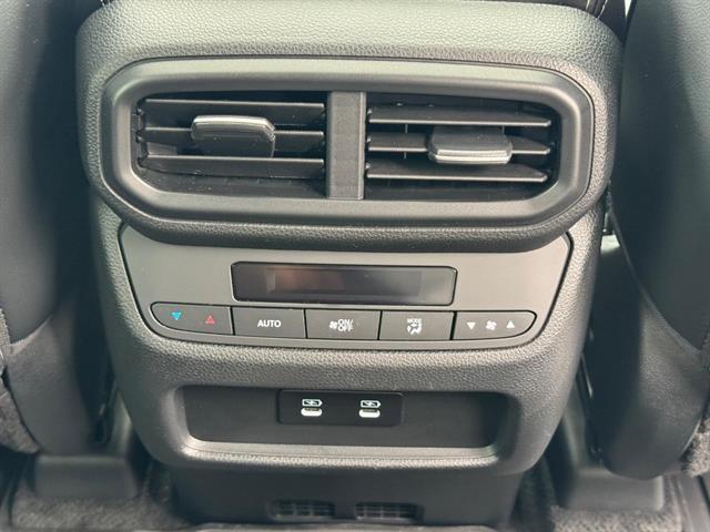 used 2026 Honda Pilot car, priced at $52,198