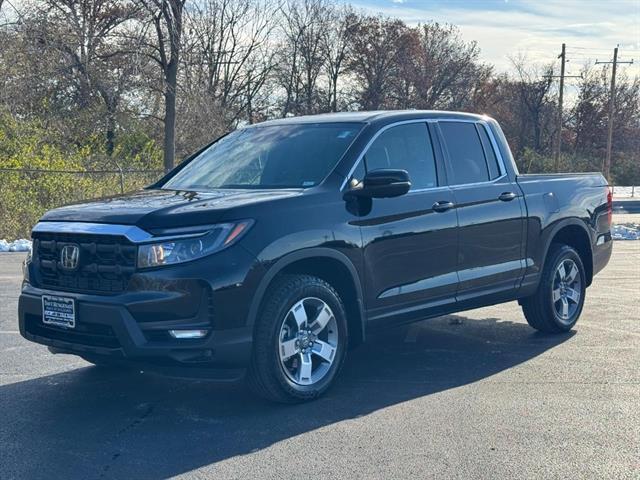 used 2025 Honda Ridgeline car, priced at $39,312