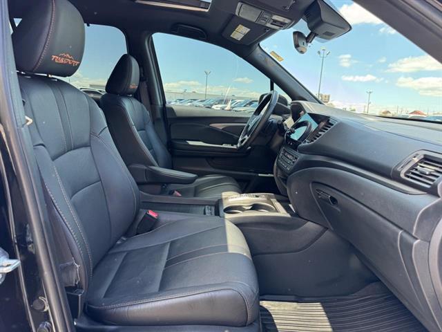 used 2022 Honda Pilot car, priced at $35,278