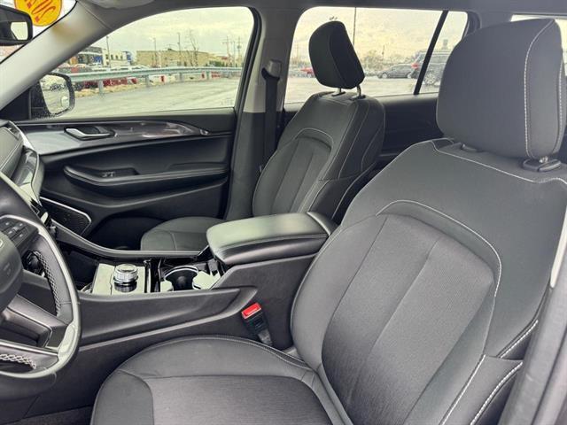 used 2022 Jeep Grand Cherokee L car, priced at $29,405