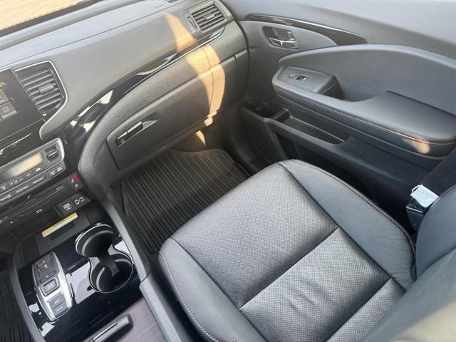 used 2022 Honda Pilot car, priced at $34,228