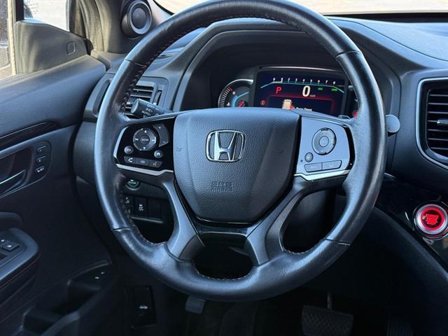 used 2022 Honda Pilot car, priced at $37,999
