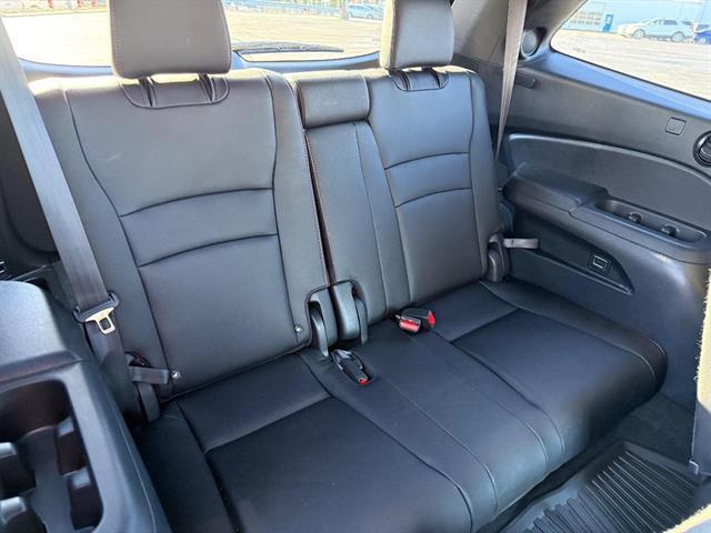 used 2022 Honda Pilot car, priced at $37,999