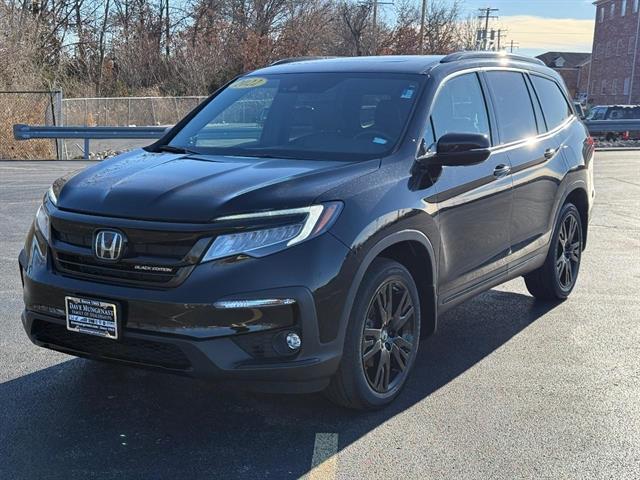 used 2022 Honda Pilot car, priced at $37,999