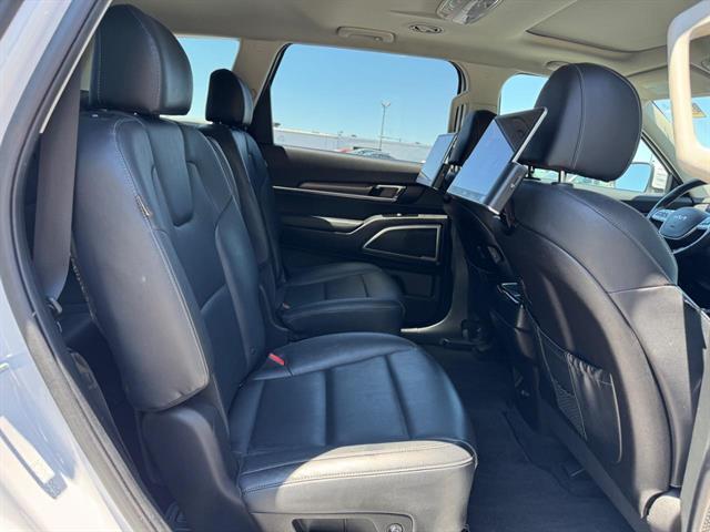 used 2023 Kia Telluride car, priced at $38,107
