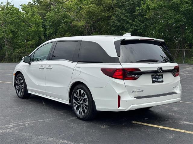 used 2026 Honda Odyssey car, priced at $52,598