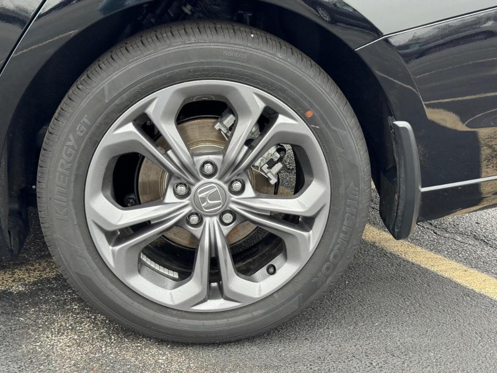 used 2025 Honda Accord Hybrid car, priced at $33,435