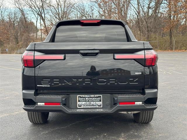 used 2024 Hyundai SANTA CRUZ car, priced at $27,459