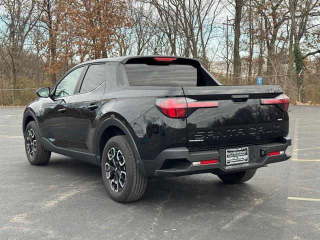 used 2024 Hyundai SANTA CRUZ car, priced at $27,459