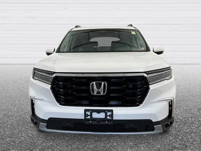 new 2025 Honda Pilot car, priced at $55,030