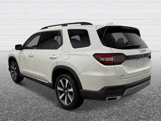 new 2025 Honda Pilot car, priced at $55,030