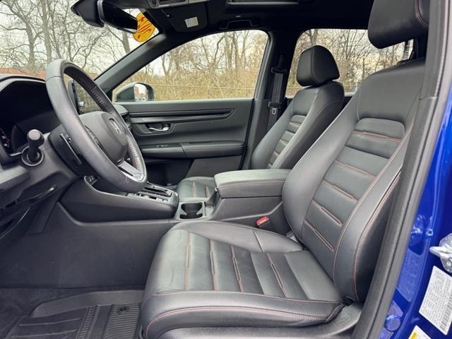 used 2024 Honda CR-V Hybrid car, priced at $33,972