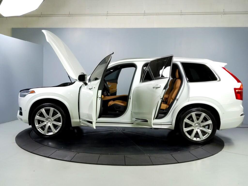 used 2018 Volvo XC90 car, priced at $20,995