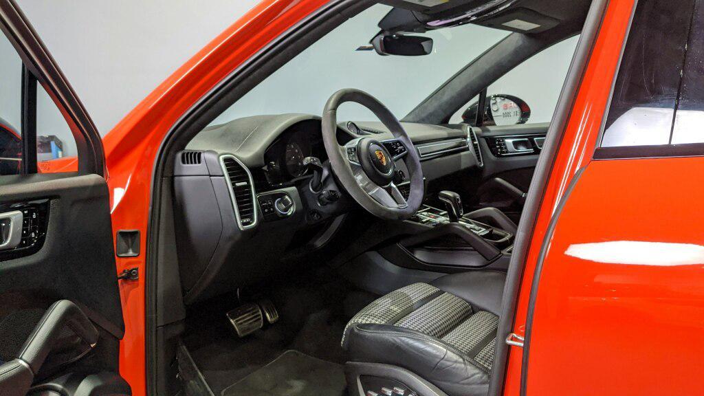 used 2020 Porsche Cayenne car, priced at $57,995