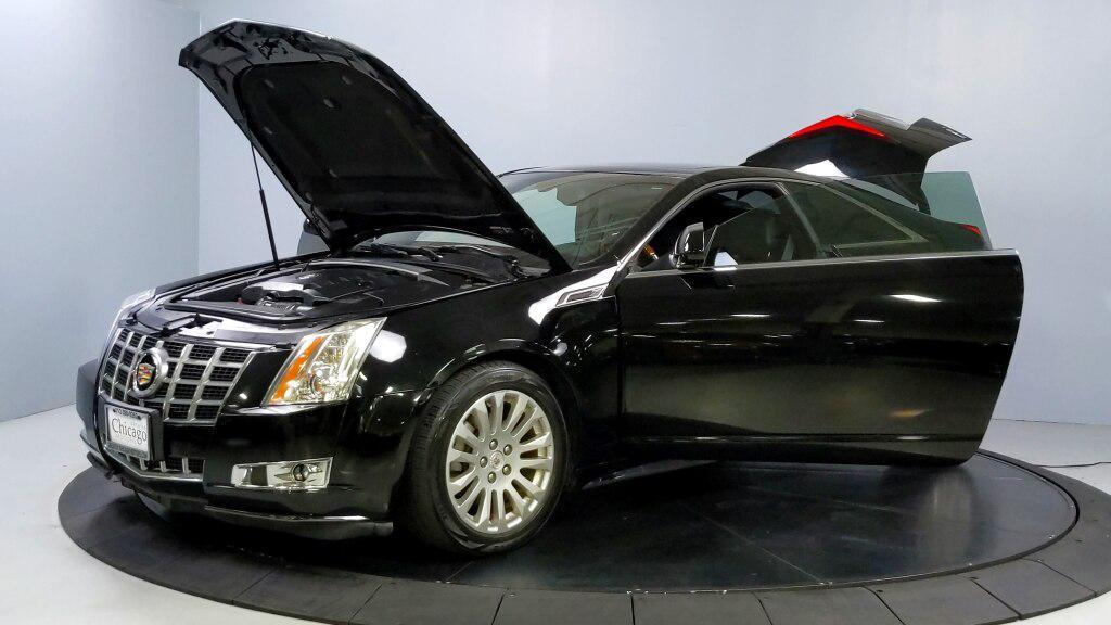 used 2012 Cadillac CTS car, priced at $9,999